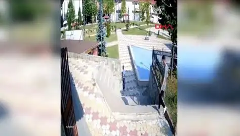 Kastamonu’da Muhtar Canından Olmaktan Son Anda Kurtuldu: Bıçaklı Saldırı Şoku
