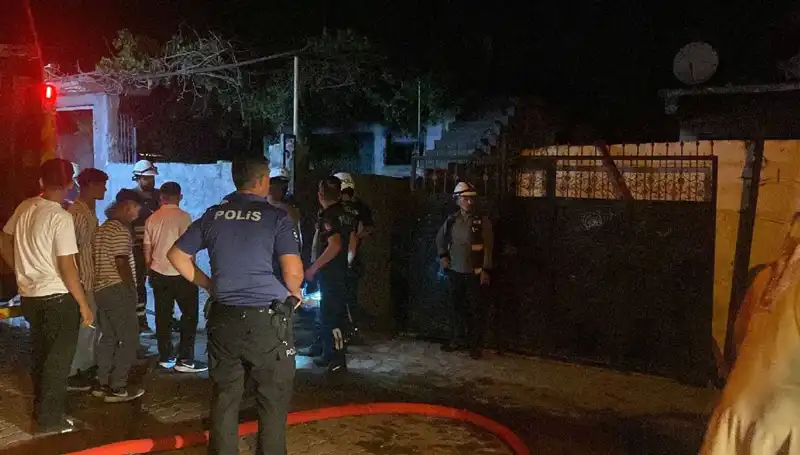 Ailevi Kavga Sonucu Evin Yakılması: Polis Teşkilatı Müdahale Etti