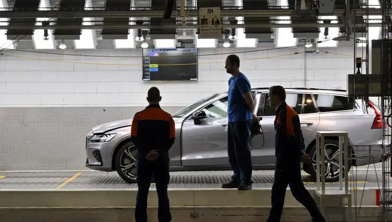 Volvo, Belirli Modellerin Satışını Neden Durdurdu? İşte Ayrıntılar!
