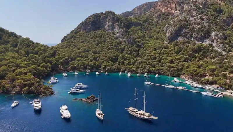 Göcek Koylarında Müzik Yasaklandı: Yat Turizmi ve Doğa Koruma Üzerine Etkileri