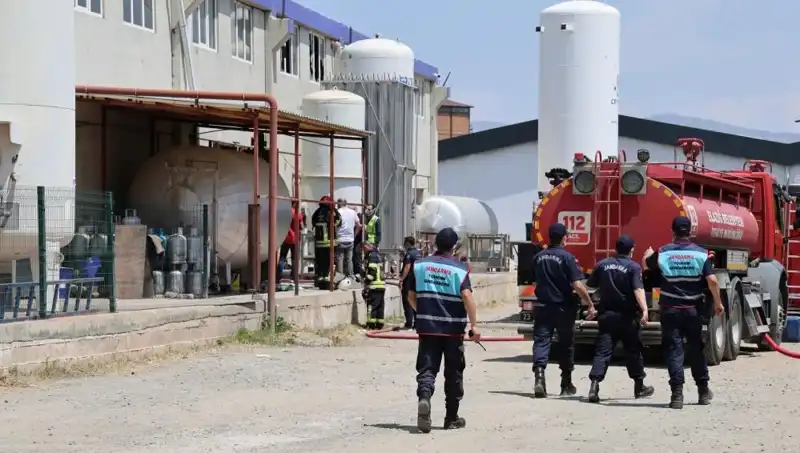 Elazığ'da Patlama: Gaz Dolum Tesisinde Korkutan Olay