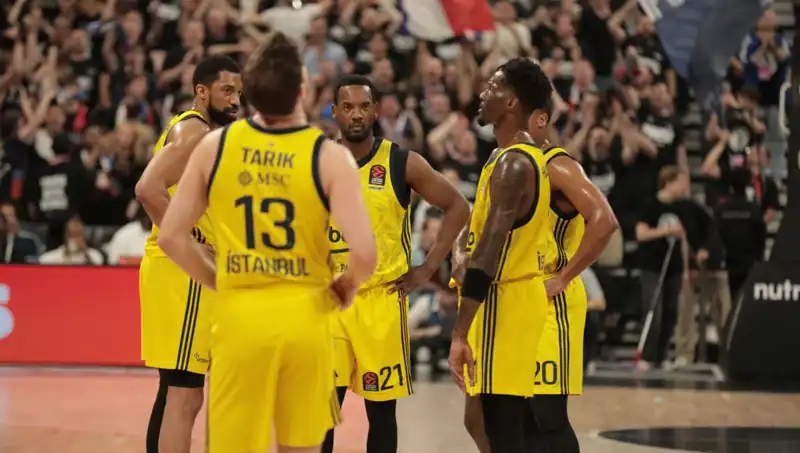 Fenerbahçe, Panathinaikos Karşısında Final Hedefiyle Yola Çıkıyor