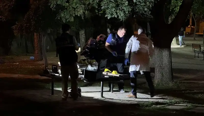 ** İki Aile Arasındaki Husumet Kanlı Bitti: 1 Ölü, 2 Yaralı!**