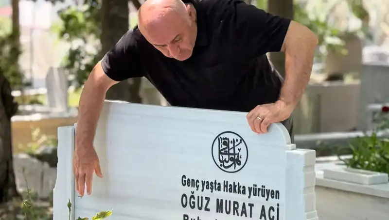 Aci Ailesinin Hüzünlü Babalar Günü Anısında Unutulmaz Anlar