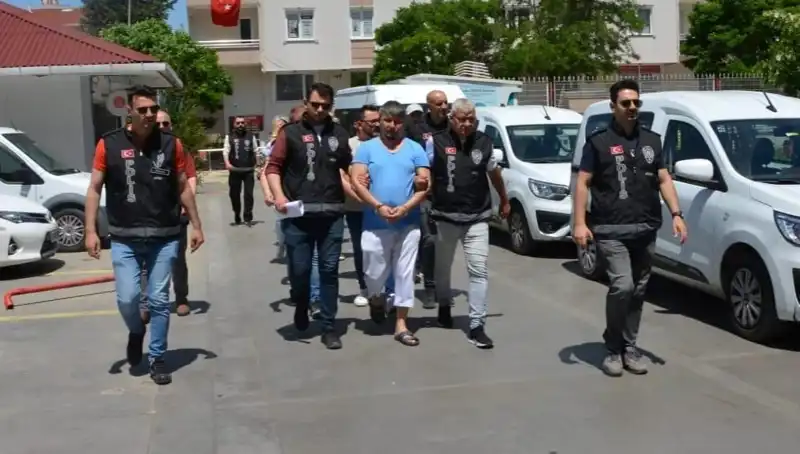 Lüleburgaz'da Dev Fuhuş Operasyonu: 10 Gözaltı ve Şok Detaylar