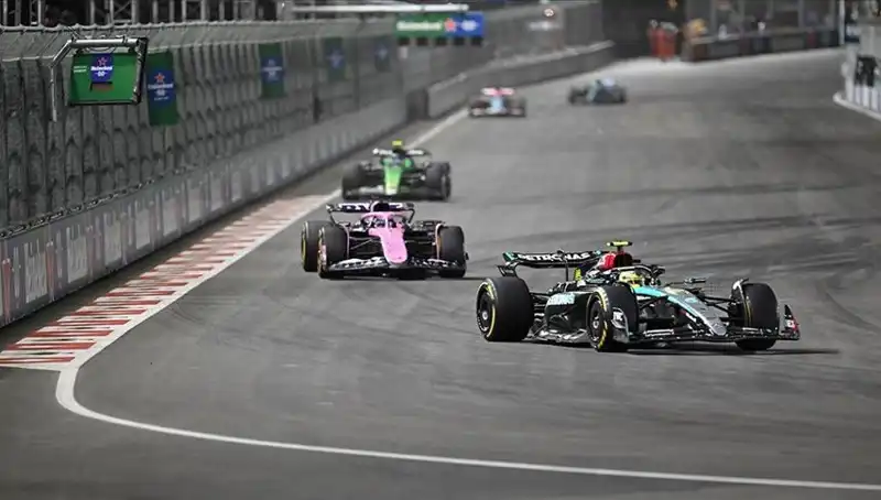 Formula 1'de Yepyeni Bir Sezon Başlıyor: Takvim ve Takımlar Merakla Bekleniyor!