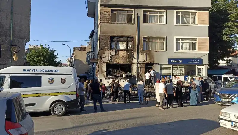 Tüp Bayisinde Patlama: İki Can Hayatını Kaybetti, Olayın Ardındaki Gizem