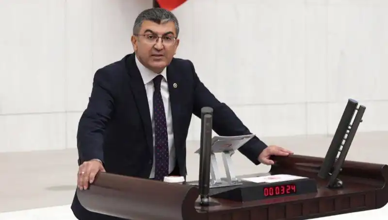 Hasan Ekici Gelecek Partisi’nden İstifa Etti, Siyasette Yeni Bir Dönem Mi Başlıyor?