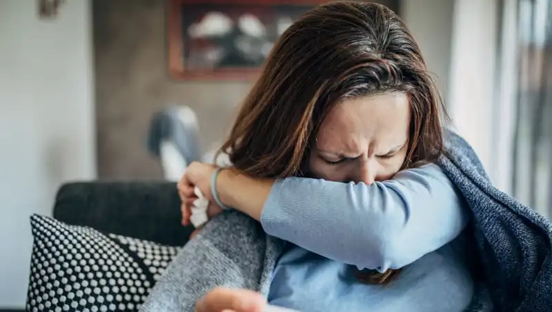 Daha Fazla Hastalanmadan Önce Bilmeniz Gereken: Soğuk Algınlığı mı, Sinüzit mi?