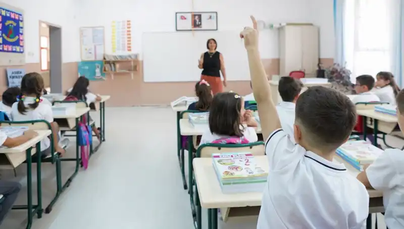 2025 Ücretli Öğretmenlik Başvuru Tarihleri ve Süreçleri Açıklandı!