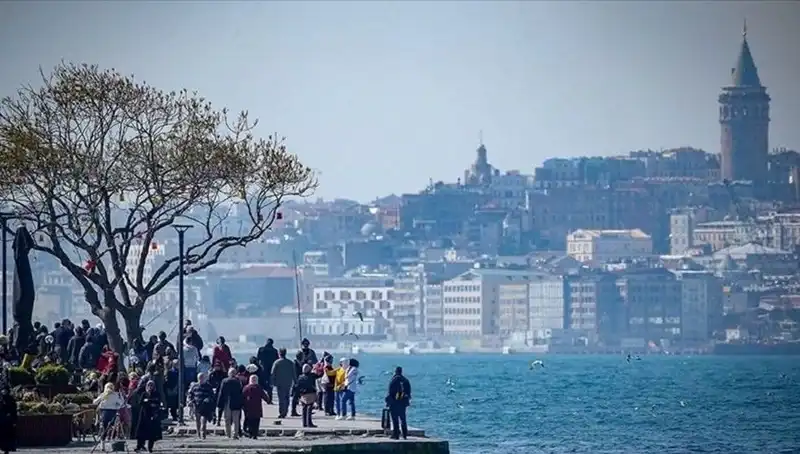 İstanbul'a Bahar Havası Geri Dönüyor: Hafta Sonu Sıcaklık Artışı Bekleniyor