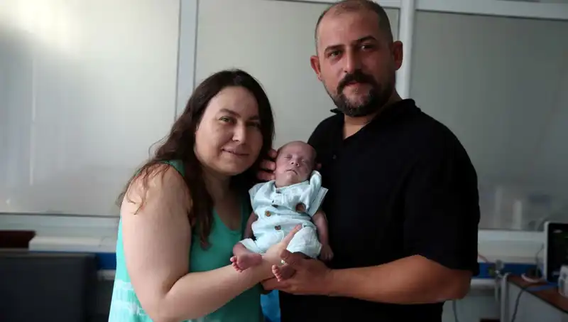 800 Gramla Hayata Merhaba Dileyen Bebeğin İnanılmaz Mücadelesi