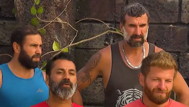 Survivor 2023'te Şok Veda: Takım Arkadaşları Birleşimi Göremeden Ayrıldı