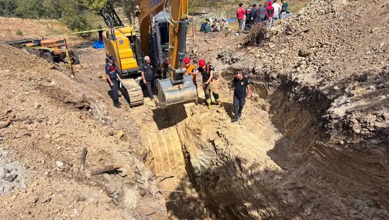 Manisa'da Havuz Kazısında Toprak Kayması: Trajik Olayda İki Hayat Kaybı