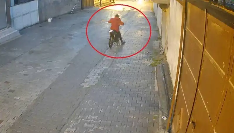Çaldığı Motosiklet Arızalansa da Hırsız Durmadı: Şok Edici Olay!