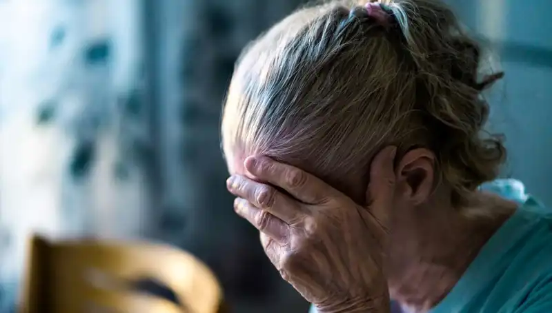 Nöroloji Uzmanı Açıklıyor: Alzheimer’a Neden Olan Alışkanlıklar Neler?