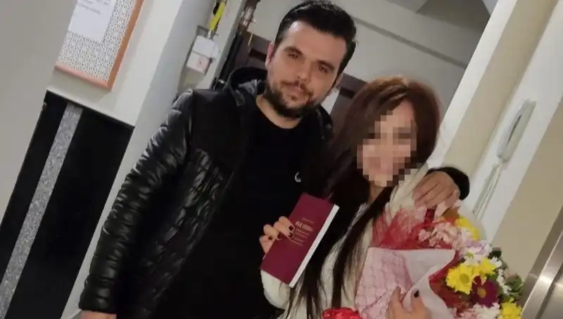 Kendisini Korkunç Bir Suçun İçinde Bulan Kadın: Eşimi Hastaneye Götürmem Gerekiyor