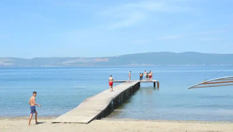 Sıcak Hava Dalgası, Plajları Dolup Taşırdı: Denizde Serinleme Zamanı!