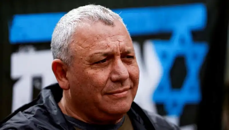 İsrail’in Siyasi Arenasında Şok Gelişme: Gadi Eisenkot İstifa Etti