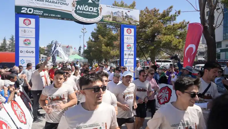Doğuş Holding Niğde Yarı Maratonu'nda 518 Sporcu Heyecan Dolu Anlar Yaşadı
