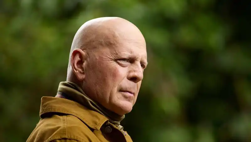 Bruce Willis'in Savaşında Afazi: Hastalık, Belirtiler ve Yaşam Süreci