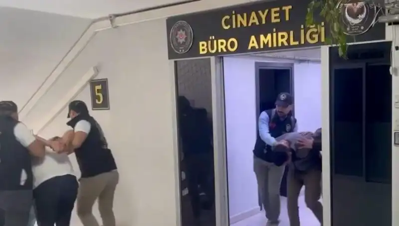 Suç Örgütünün Saldırısı: 9 Şüpheli Gözaltında, Gerçekler Ortaya Çıkıyor!