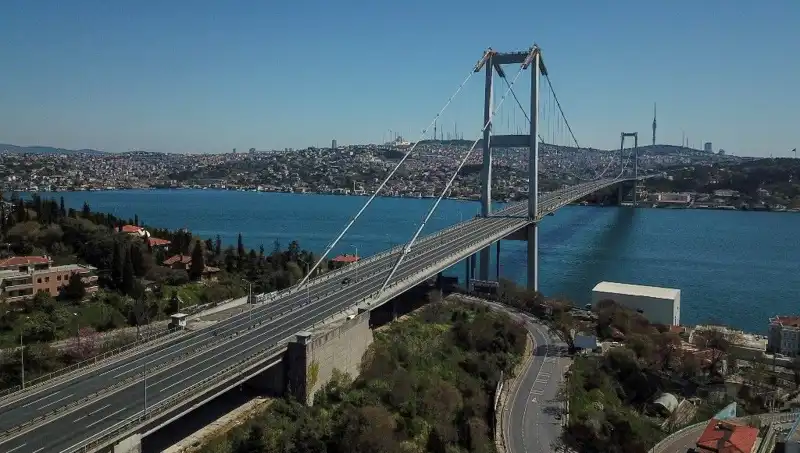 İstanbul Depremi: Uraloğlu'ndan Köprü ve Tünel Durumu Açıklaması