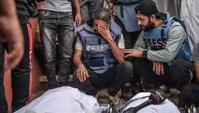Gazze’deki Gazeteciler: Soykırım Eylemlerine Tanıklık Ediyorlar