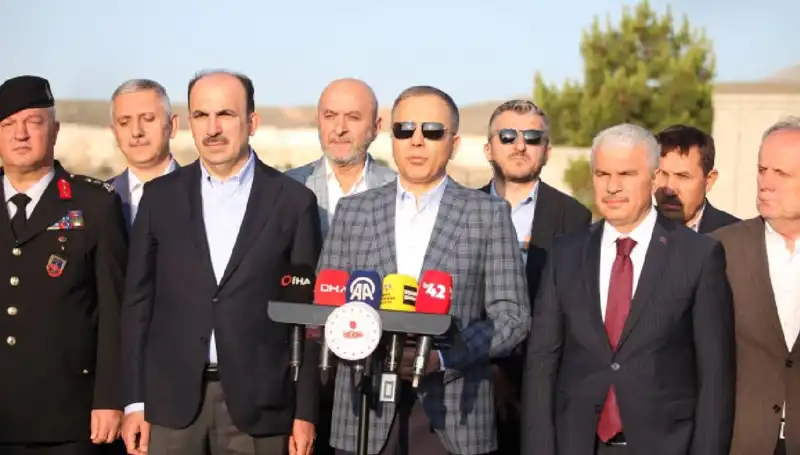 Bayram Sabahı İçin Yerlikaya’dan Kritik Uyarılar: Trafik Kazalarına Dikkat!