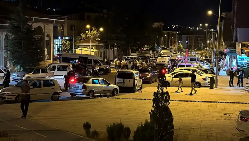İki Aile Arasında Patlak Veren Kavga: 1 Ağır, 3 Yaralı