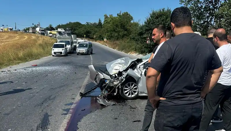 İstanbul’da Kalp Krizi Geçiren Sürücü Feci Bir Kazaya Neden Oldu