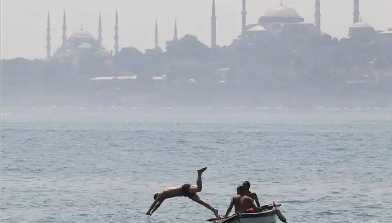Yazın En Sıcak Günleri Geliyor: 44 Dereceleri Aşabiliriz!
