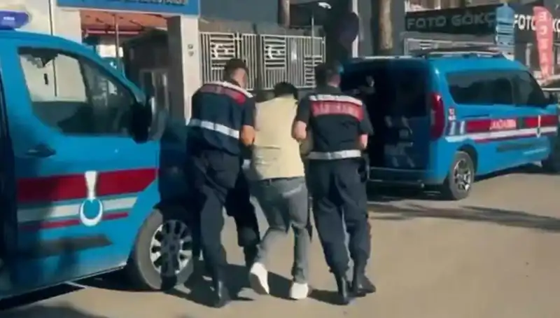 10 İlde Gerçekleştirilen Şaşırtıcı Operasyon: 74 Suçlu Gözaltında