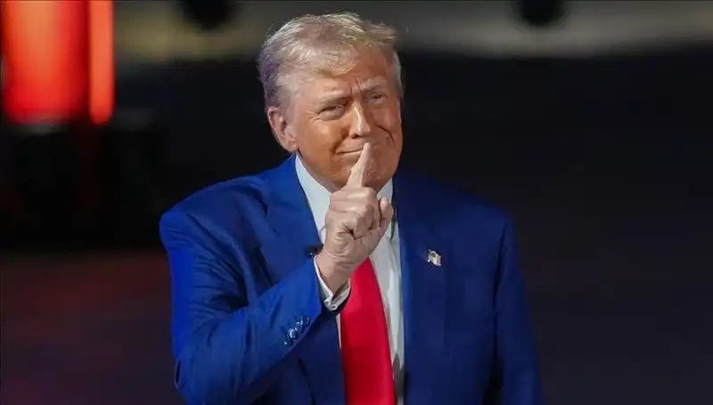 Trump, İlk Yurtdışı Ziyaretini Suudi Arabistan'a Yapacağını Açıkladı