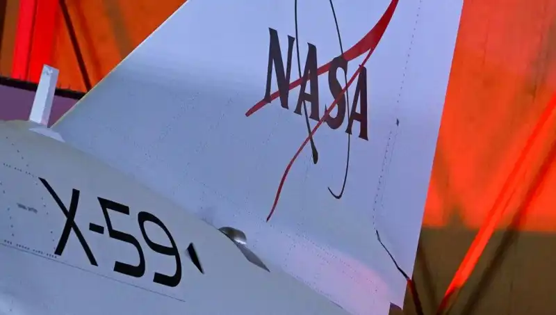 NASA'nın Süpersonik Uçuş Deneyleri: Ses Hızının 1,4 Katına Ulaşan Sessiz Uçak
