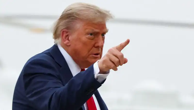 Trump Yönetimi 36 Ülkeye Daha Seyahat Yasağı Getirme Planlarıyla Gündemde
