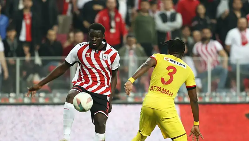 Samsunspor'un UEFA Avrupa Ligi Hedefi: Gruplara Kalma Mücadelesi